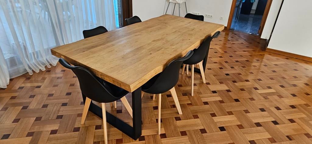 Table à manger avec 6 chaises, Enlèvement