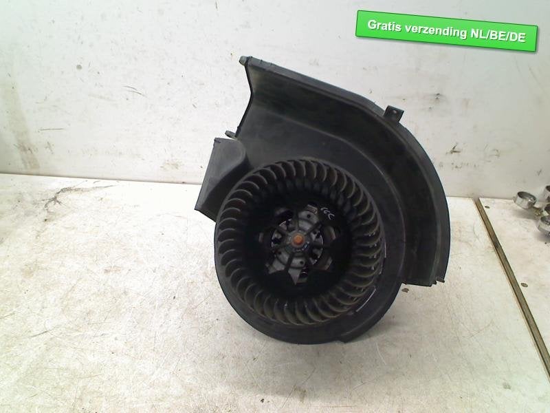 RADIATEUR MOTEUR BMW X6 (E71 / E72) (T1021266s), Utilisé, BMW, Petuelring 130
80809  München, DE, Bayerische Motoren Werke AG