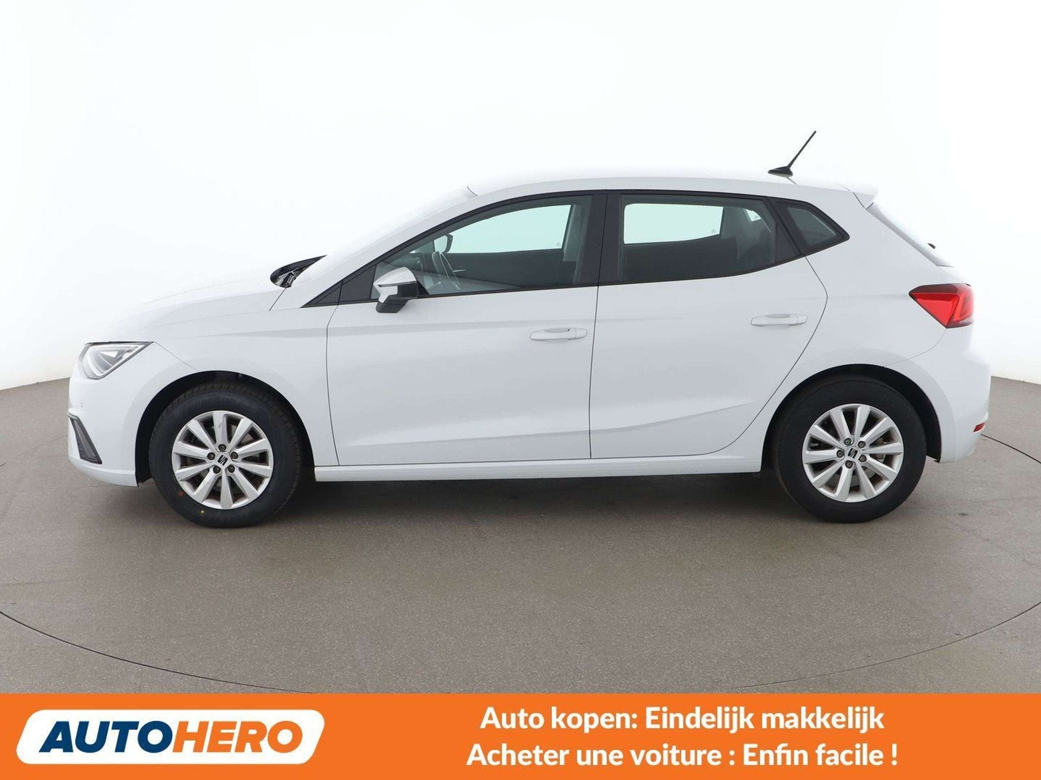 SEAT Ibiza 1.0 TSI Style Plus (bj 2022), Auto's, Stof, Gebruikt, 65 g/km, Overige brandstoffen