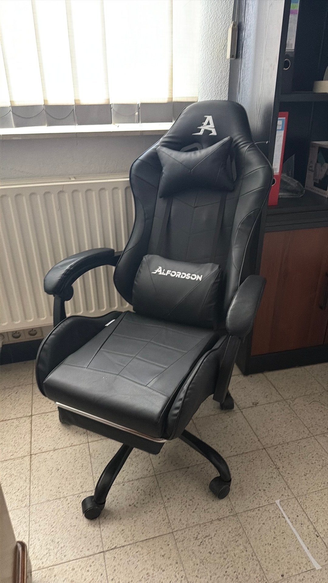 Bureaustoel MET MASSAGE! in doos, Enlèvement, Comme neuf, Chaise de bureau