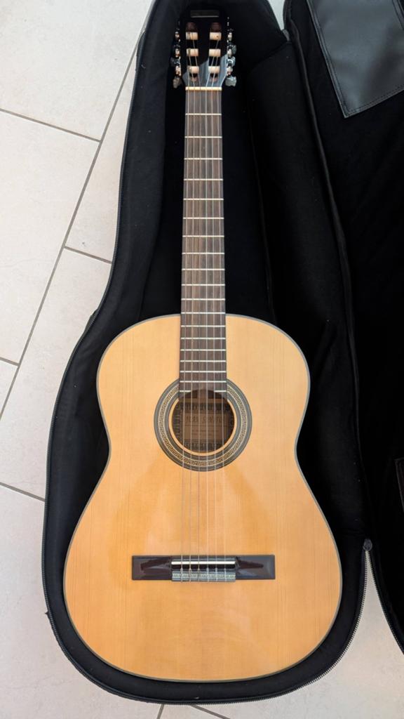 Juan Samitos 4/4 klassieke gitaar+Boston gewatteerde tas, Ophalen