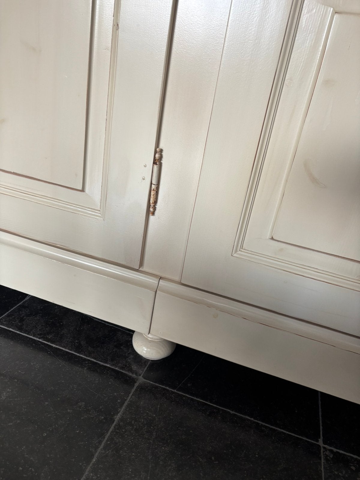 Landelijke slaapkamer kast, Ophalen, Zo goed als nieuw