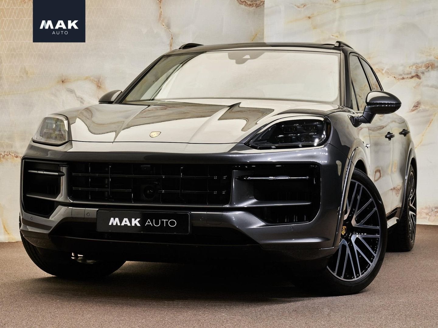 Porsche Cayenne 3.0 E-Hybrid , Rear Seat Entertainment, pano, Automaat, Cayenne, Spraakbediening, 26 kWh