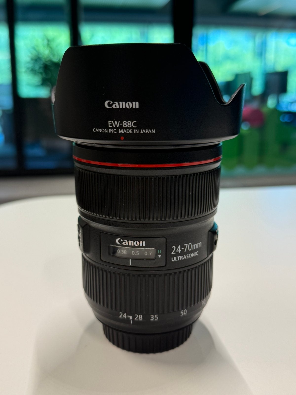 Canon EF 24-70mm f/2.8L II USM + pare-soleil EW-88C, Ophalen, Gebruikt, Canon, Autofocus