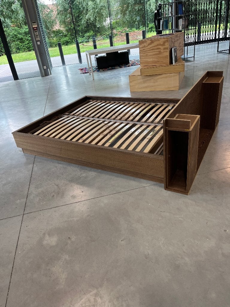 Bed, Huis en Inrichting, Slaapkamer | Bedden, Ophalen, Gebruikt, Bruin, 210 cm