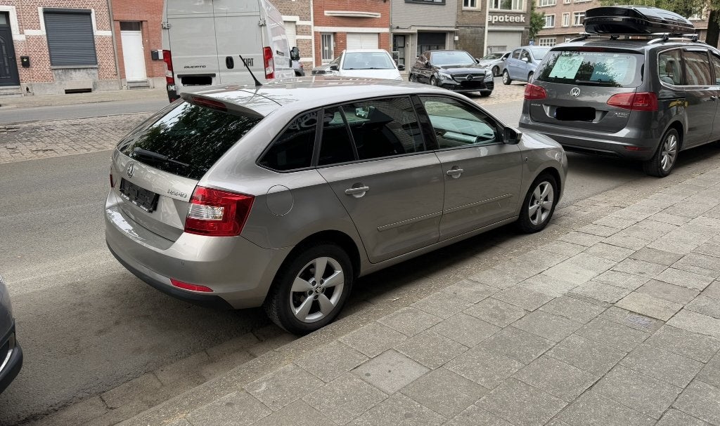 Skoda Rapid 1.2TSI Spaceback ***Ambition/ Climatisation****, Autos, Skoda, 1197 cm³, Euro 5, Achat, 63 kW