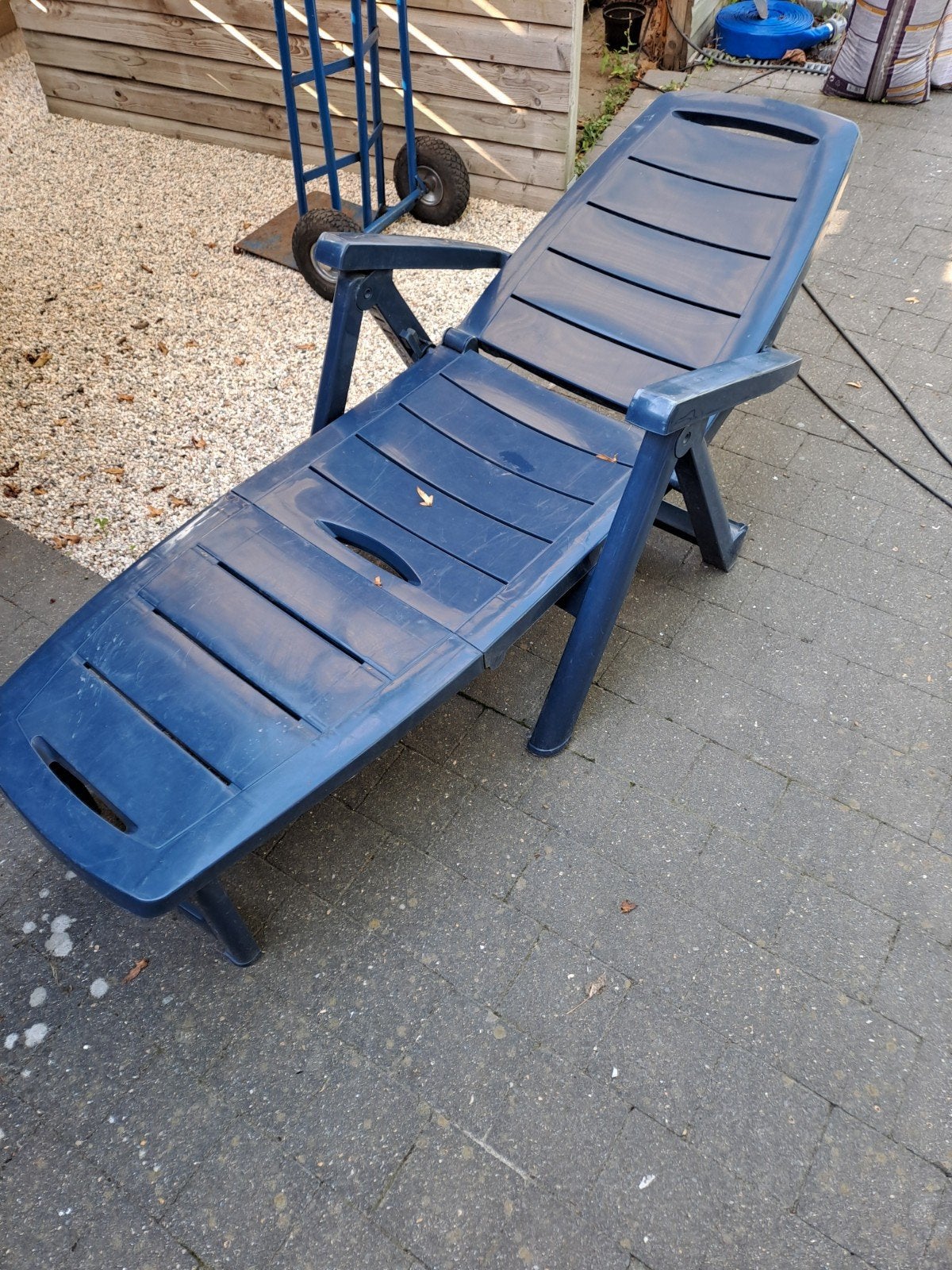 ligstoel kunststof donker blauw, Jardin & Terrasse, Chaises longues, Enlèvement, Synthétique