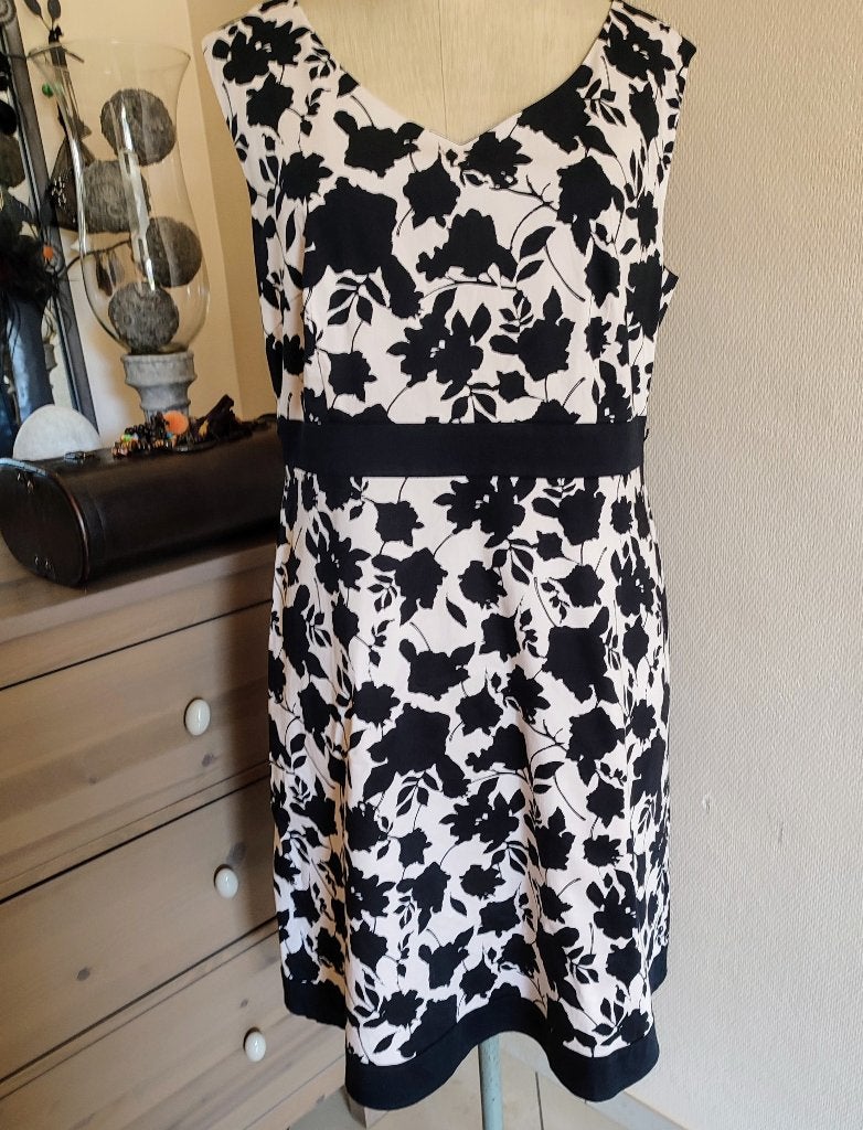 Robe Comma, coton. Taille 44 D, Taille 42/44 (L), Enlèvement ou Envoi, Autres couleurs, Comma