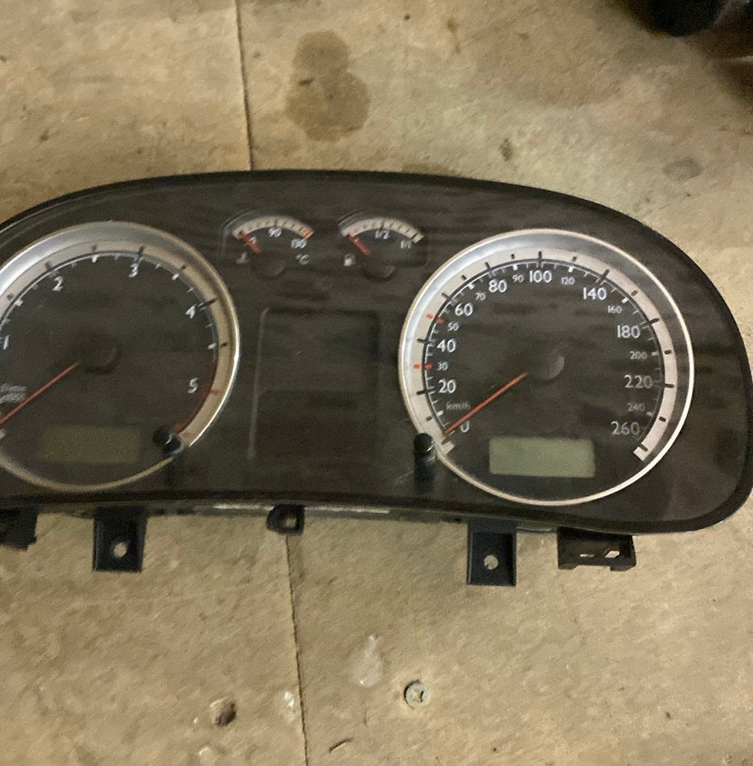 PIECES VW GOLF 4 TDI 100, Enlèvement ou Envoi
