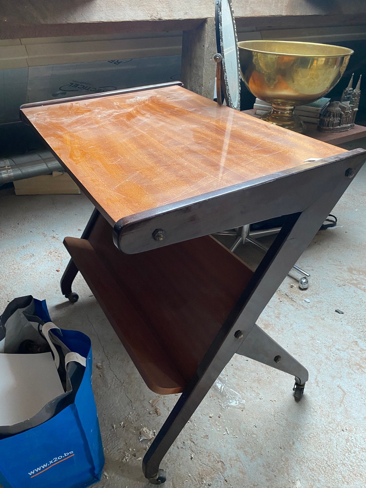 Vintage tv tafel, Enlèvement