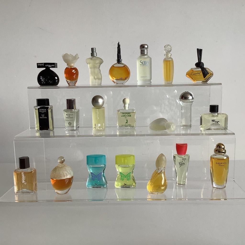 Lot de 21 flacons de parfum miniatures, Enlèvement ou Envoi, Comme neuf, Miniature, Plein