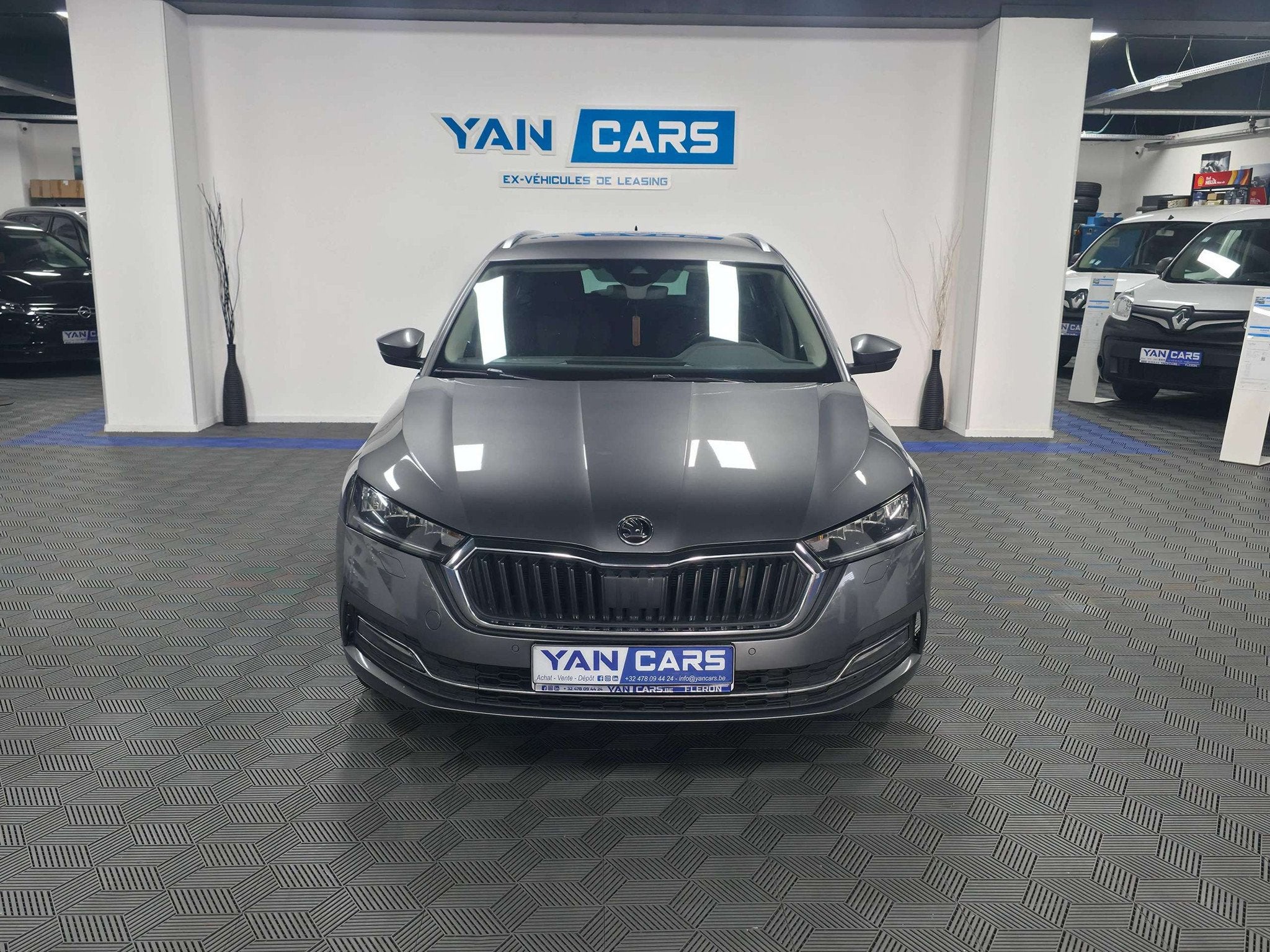 Skoda Octavia Combi 2.0 TDI 115 DSG7 Clever · Distribution, 121 g/km, Argent ou Gris, Achat, Euro 6