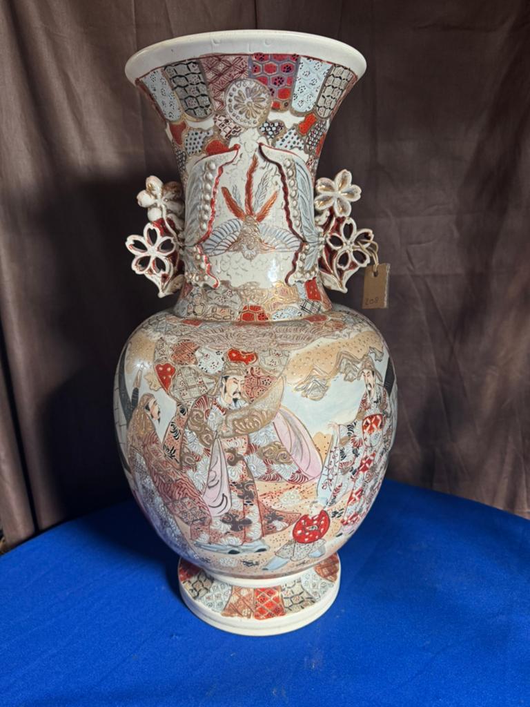 Japanse grote vaas., Enlèvement
