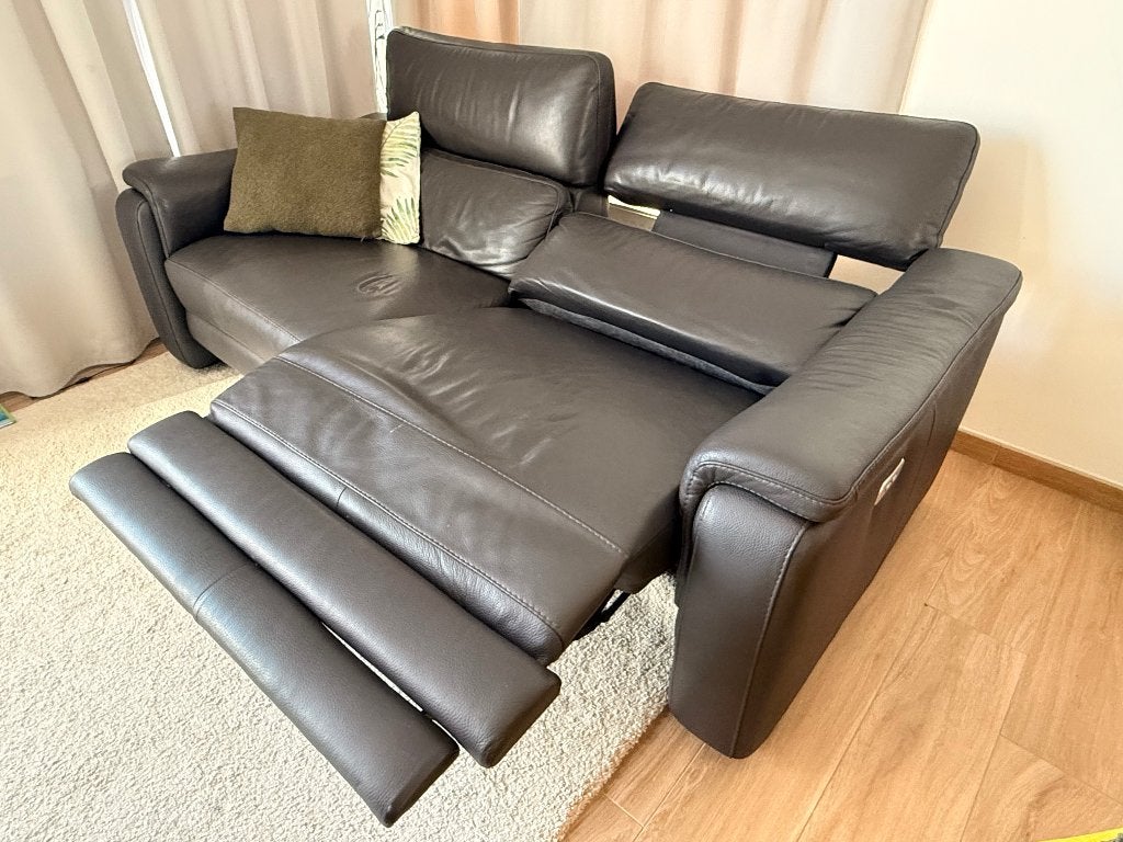 Lederen zetel (zwart) met 2 elektrische relaxen, Enlèvement, Utilisé, Cuir, Trois personnes