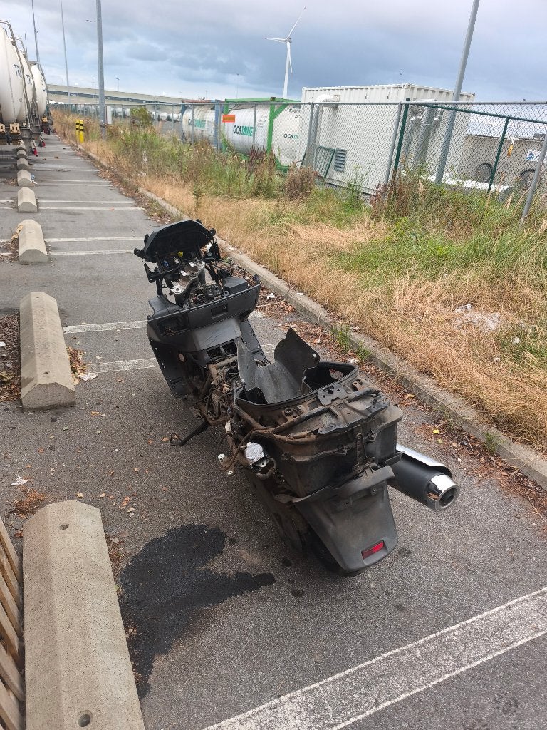 Suzuki Burgman 650 BJ 2007 in onderdelen, Ophalen, Gebruikt