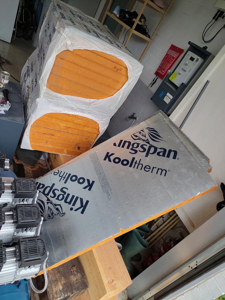 19 isolatieplaten kingspan kooltherm 13.68m2, Ophalen of Verzenden, Zo goed als nieuw, 4 tot 8 cm, 10 tot 15 m²