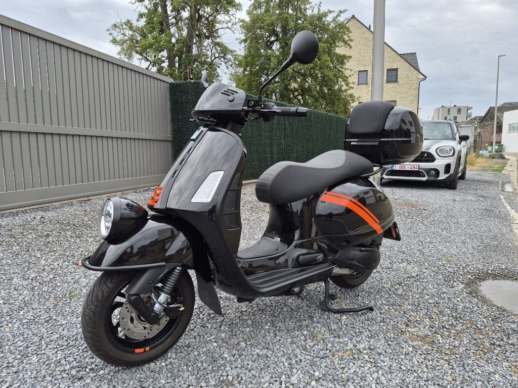 Vespa GTV 300, 300 cm³, Scooter, Entreprise, Occasion