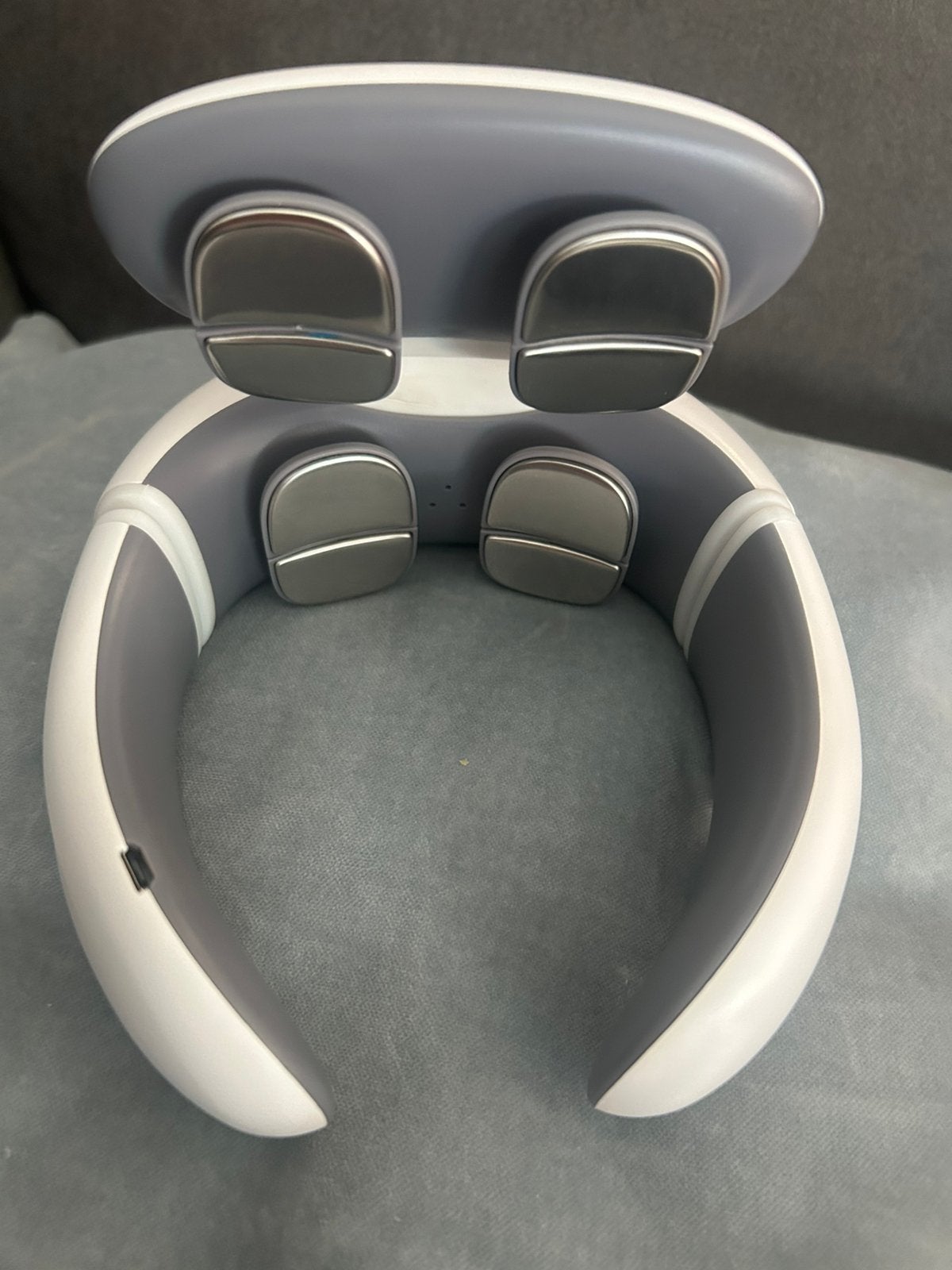 Smart neck massager JT-99, Sports & Fitness, Produits de massage, Enlèvement ou Envoi, Comme neuf, Appareil