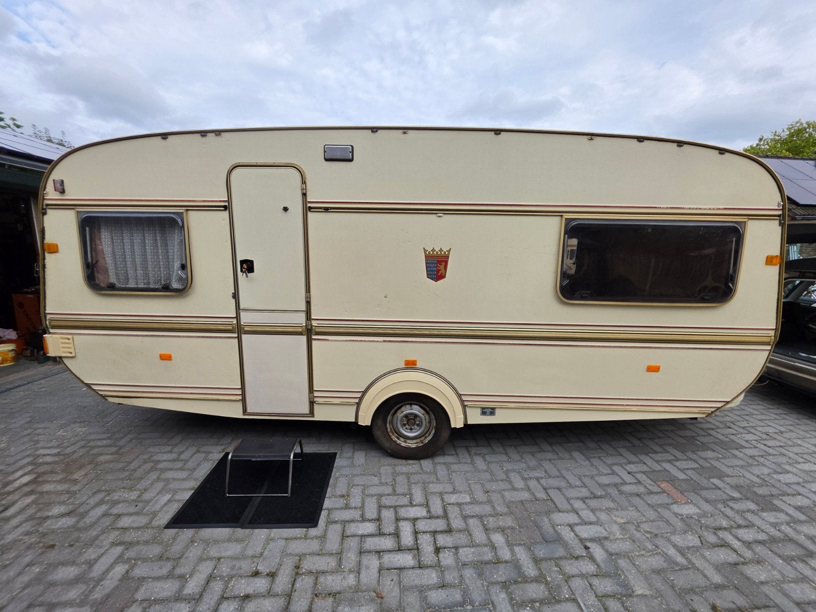Tabbert Comtesse 515 bouwjaar 1987 € 2500 euro, Caravans en Kamperen, Rondzit, Tabbert, Particulier, Lengtebed