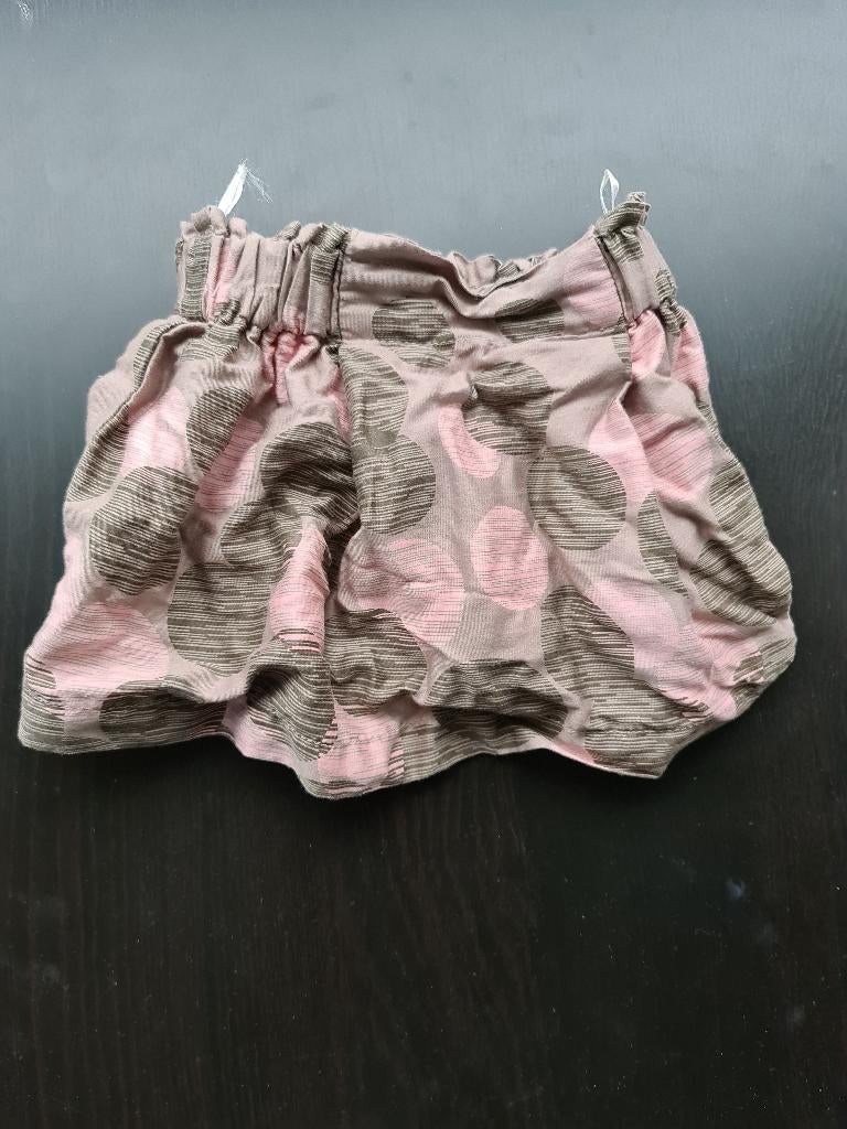 rok met polca bolletjes 62, Enfants & Bébés, Vêtements de bébé | Taille 62, Enlèvement, Comme neuf