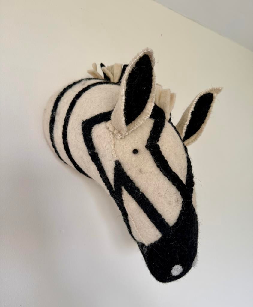 Vilten zebrakop kinderkamer decoratie, Ophalen, Zo goed als nieuw
