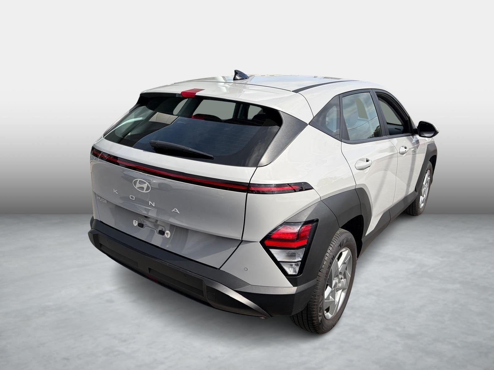 Hyundai Kona 1.6 T-GDI Techno 48V 7-DCT, Auto's, https://public.car-pass.be/vhr/4fe8400a-d719-49c9-a024-5c84cd9f6204, Stof, 4 cilinders
