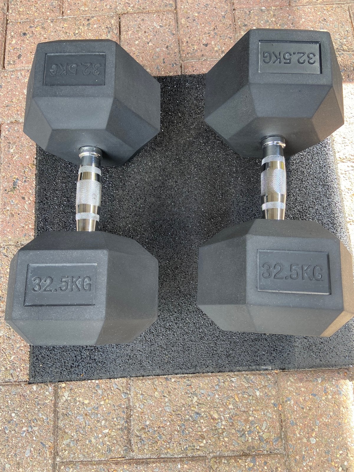 Nieuwe Hexa dumbells 32.5kg, Sport en Fitness, Fitnessmaterialen, Ophalen, Zo goed als nieuw, Benen, Dumbbell