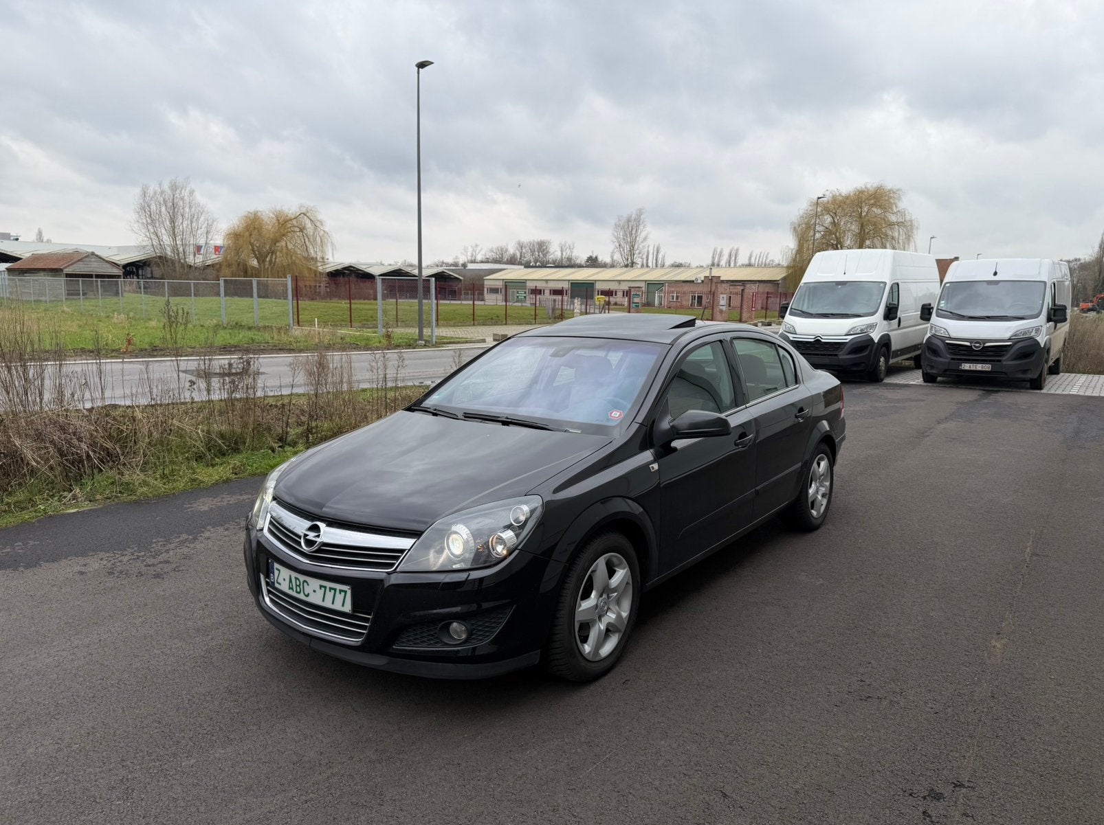 Opel Astra 1.8 Benzine! 2007! Automaat! Xenon! Leder!, Autos, Achat, Entreprise, Carnet d'entretien, 5 portes