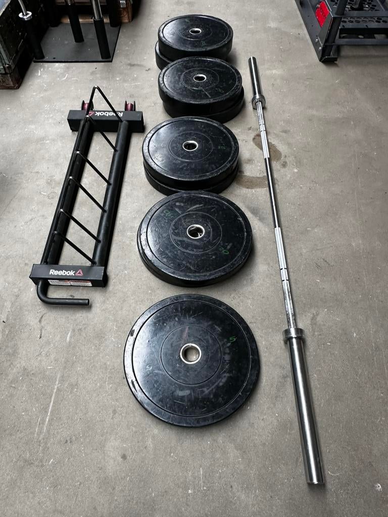 150kg Bumperplates + Olympische Barbell 220cm, Gewichten Rek, Sports & Fitness, Équipement de fitness, Utilisé, Plaques d'haltères