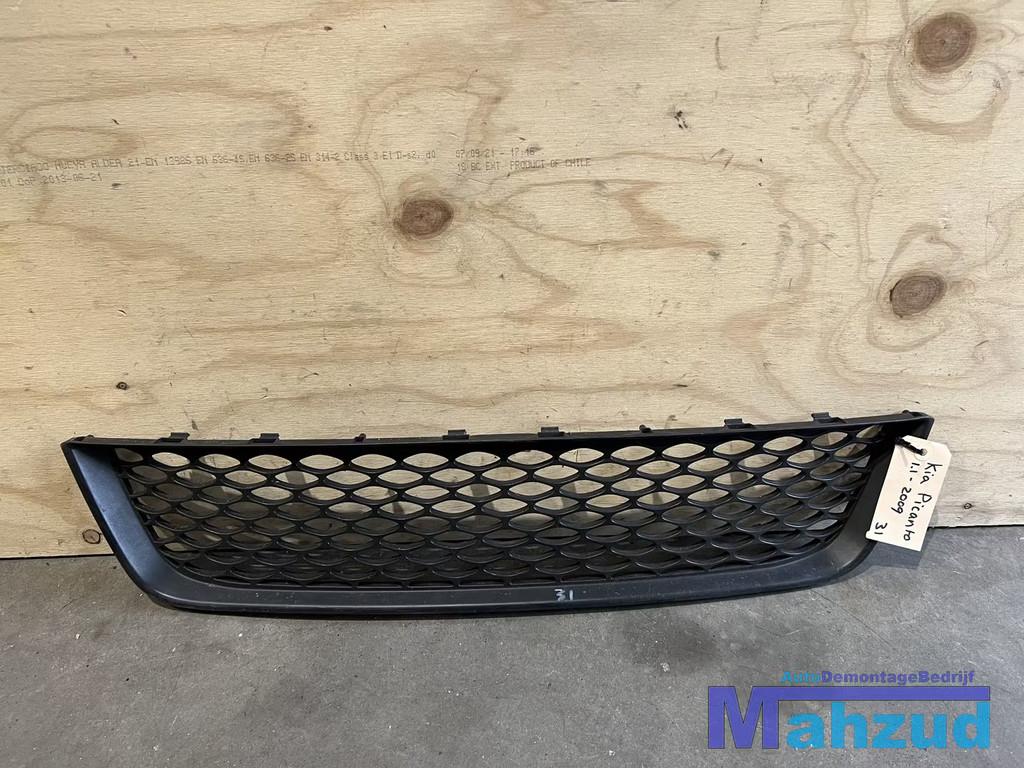 KIA PICANTO bumper grille rooster 2008-2011, Auto-onderdelen, Carrosserie, Heolleung-ro 12
06797  Seoul, Bumper, Info@kia.com