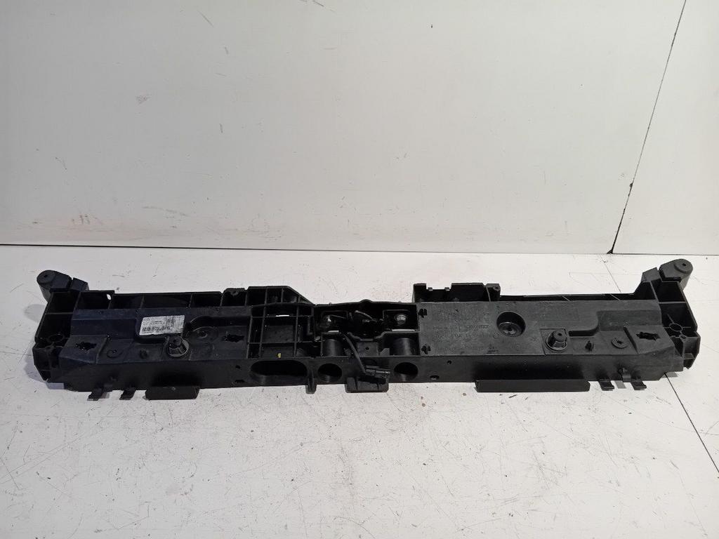 Voorfront slotplaat Renault Captur, Onderdelen@venauto.nl, Van der Ven Autorecycling B.V., Gebruikt, Ettenseweg 76, 4706 PB Roosendaal, The Netherlands