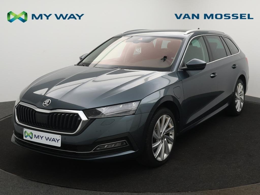 Skoda Octavia Combi PHEV Octavia SW PHEV 1.4 TSI Style DSG, Autos, Skoda, Octavia, ABS, Airbags, Air conditionné, Alarme, Ordinateur de bord