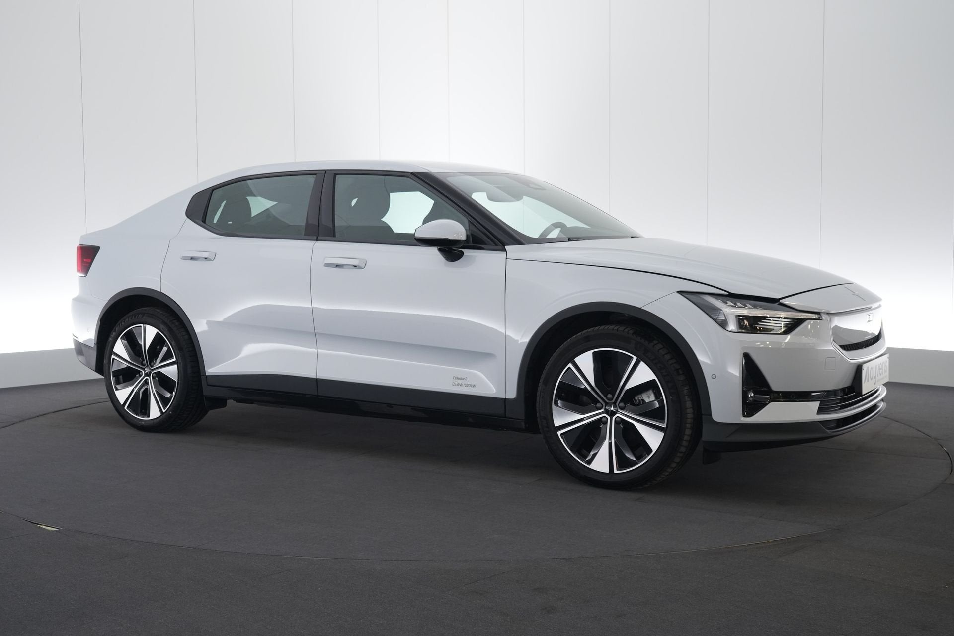 (2FDG704) POLESTAR 2, Auto's, Polestar 2, Gebruikt, https://public.car-pass.be/vhr/c6f1df52-913a-4cf0-aae6-b4fa1a258526, 5 deurs