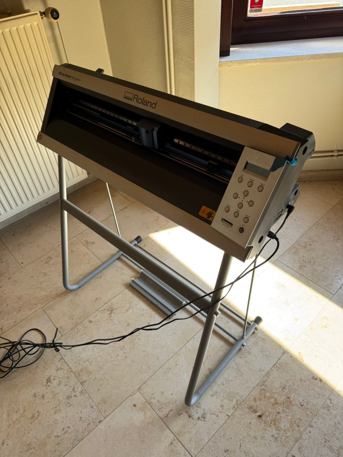Roland CAMM-1 Servo GX-24, Enlèvement, Comme neuf