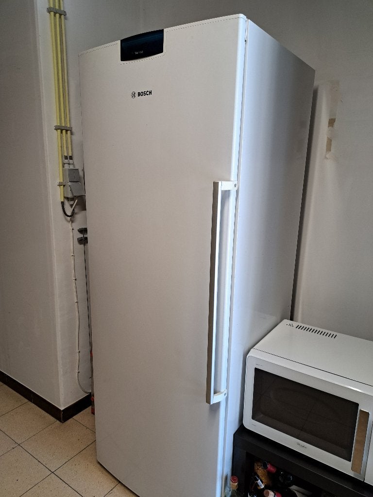 Bosch NoFrost, Avec compartiment congélateur, 160 cm ou plus, Enlèvement, Utilisé
