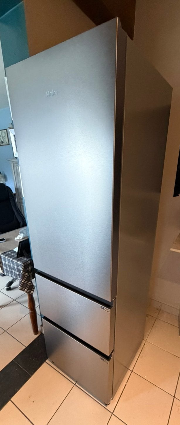 Haier koelkast onder garantie, Ophalen, 200 liter of meer, 160 cm of meer, Zo goed als nieuw
