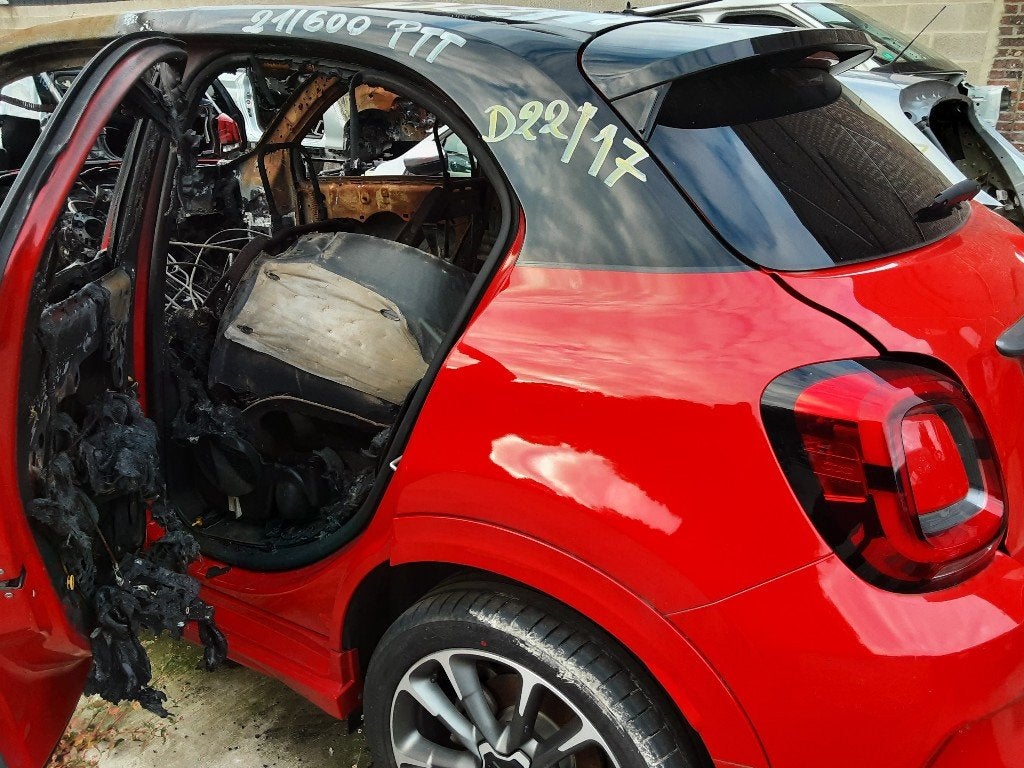 AILE ARRIÈRE GAUCHE Fiat 500X (334) (01-2014/09-2020), Utilisé, Arrière, Fiat, Garde-boue