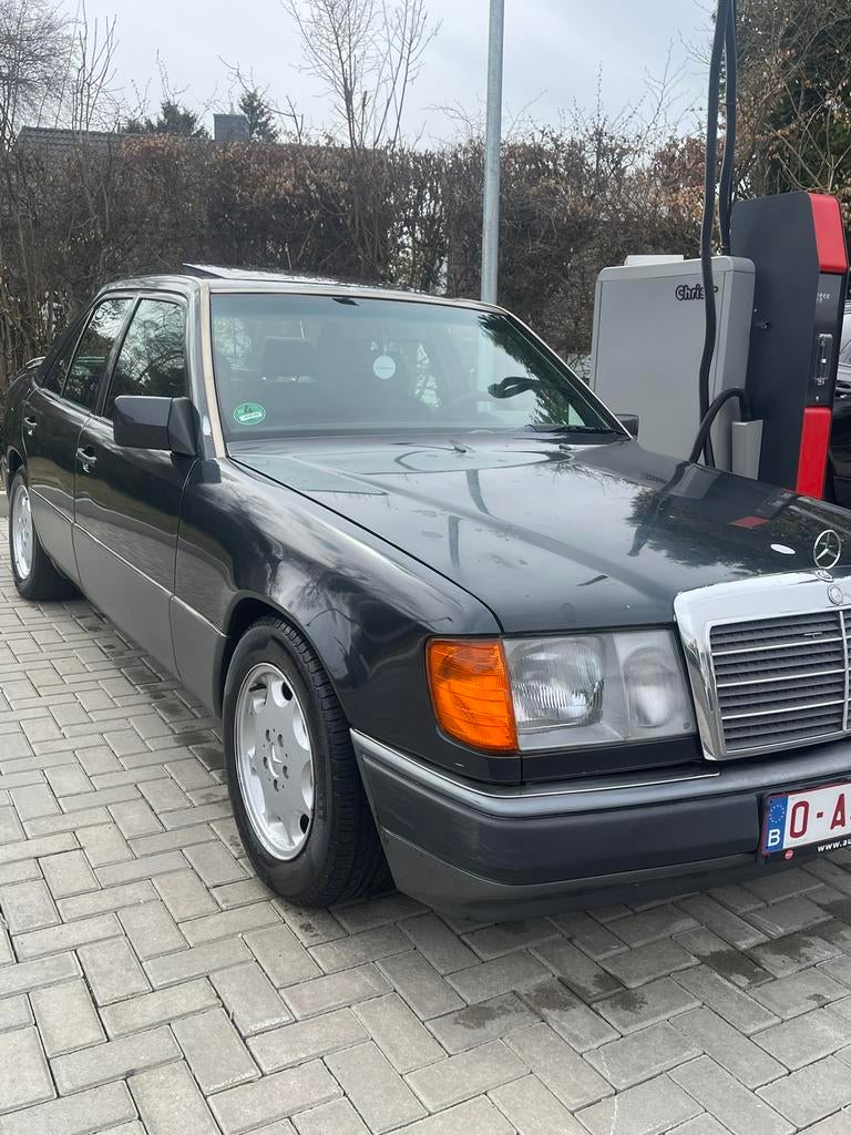 W124 220E 1993, Auto's, Euro 2, 4 deurs, Stof, 120 kW