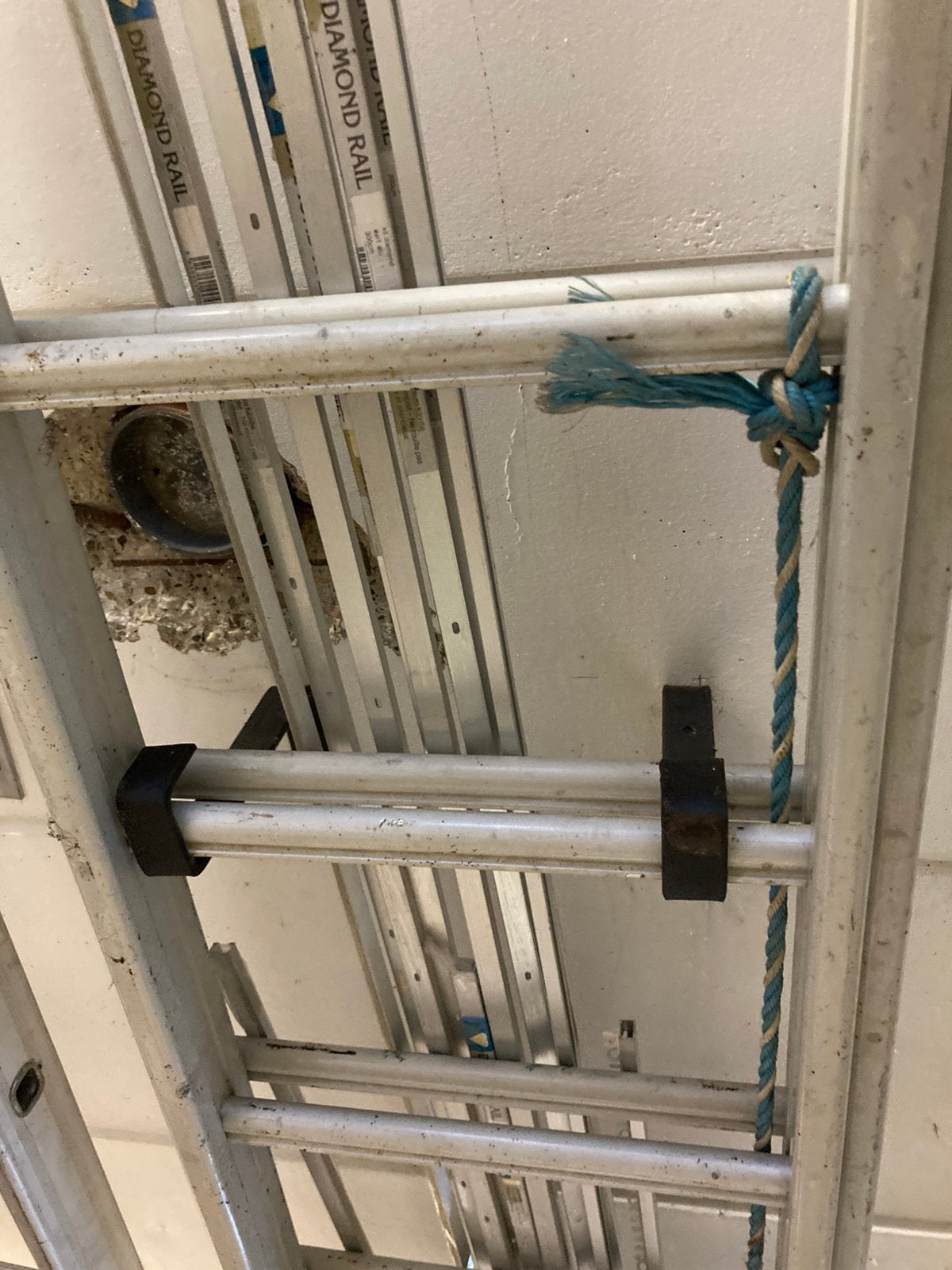 Échelle à tirer à corde en aluminium professionnelle, Enlèvement, Comme neuf