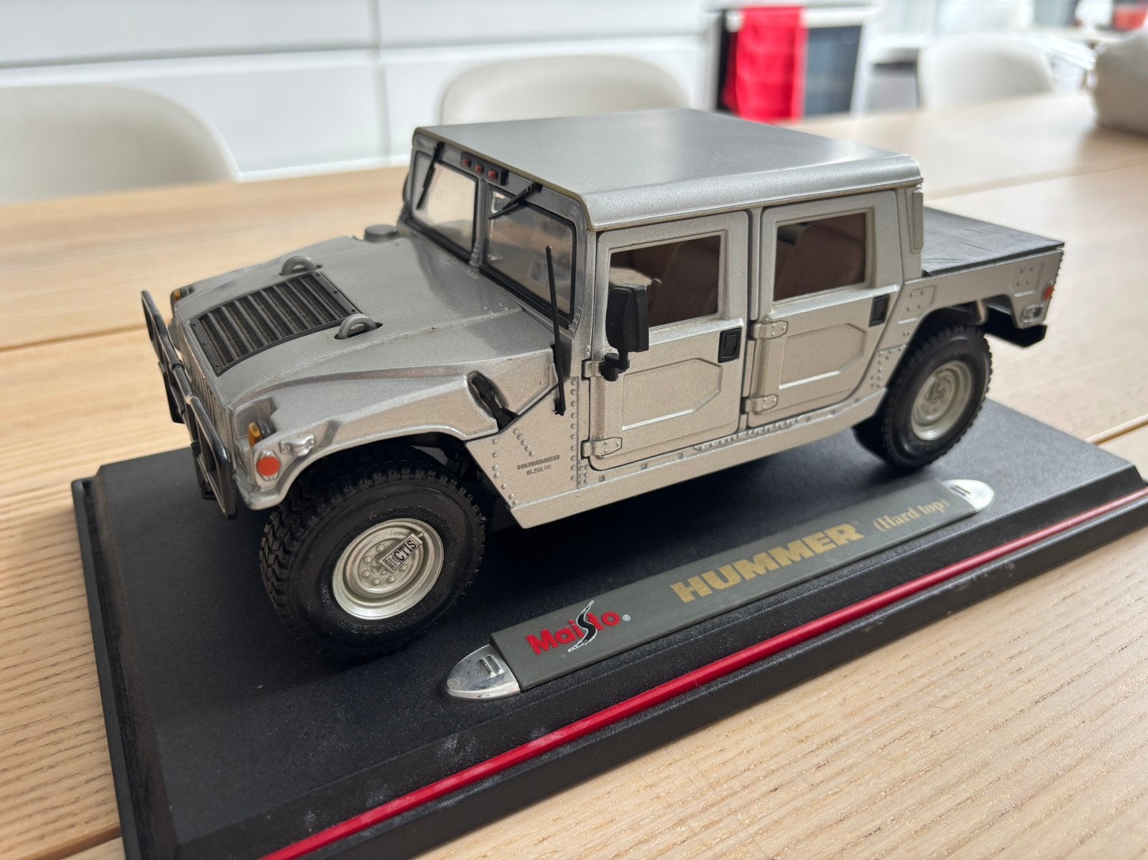 1:18 Hummer H1 Hardtop (Maisto), Ophalen of Verzenden, Zo goed als nieuw, Auto, Maisto