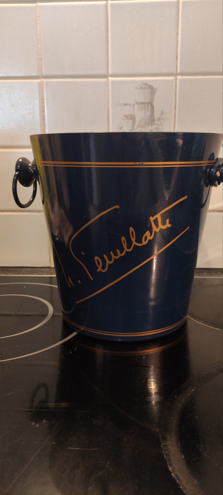 Champagne emmer Nicolas Feuillatte, Ophalen, Champagne
