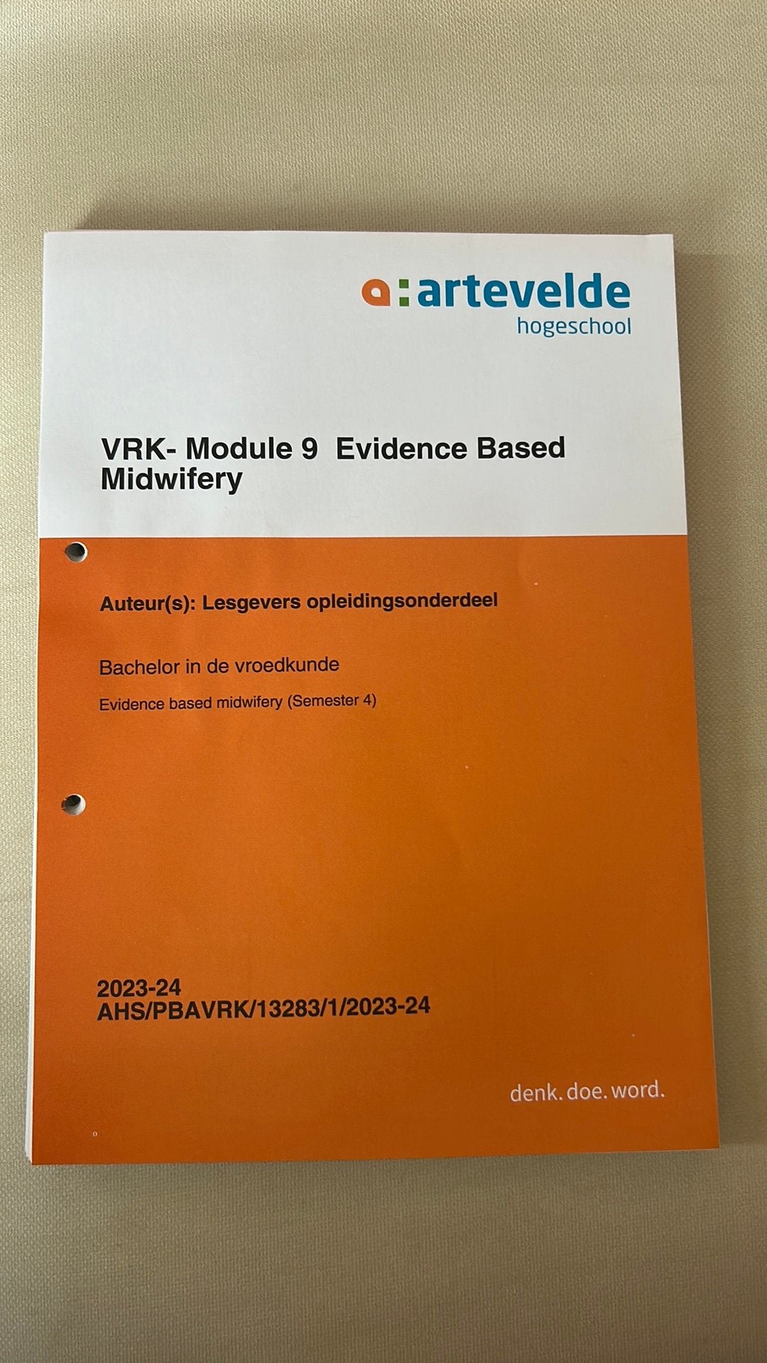 Module 9 - Evidence based midwifery, Ophalen of Verzenden, Zo goed als nieuw