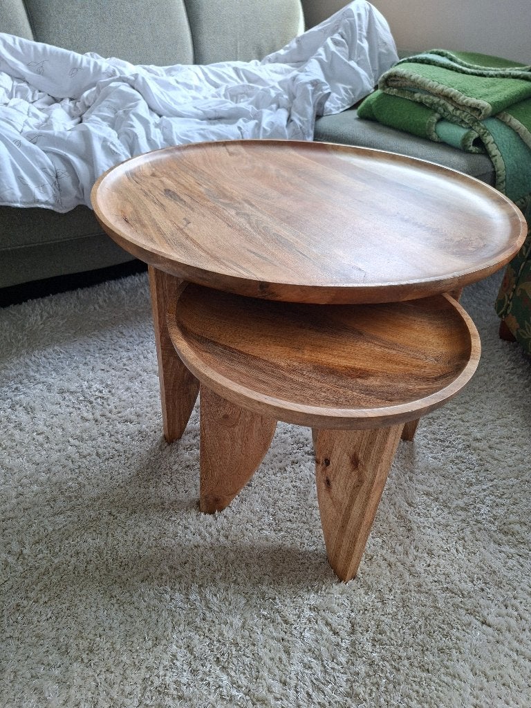 Twee bijzettafels uit vol mangohout, Maison & Meubles, Tables | Tables d'appoint, Enlèvement, Comme neuf, Rond, Bois