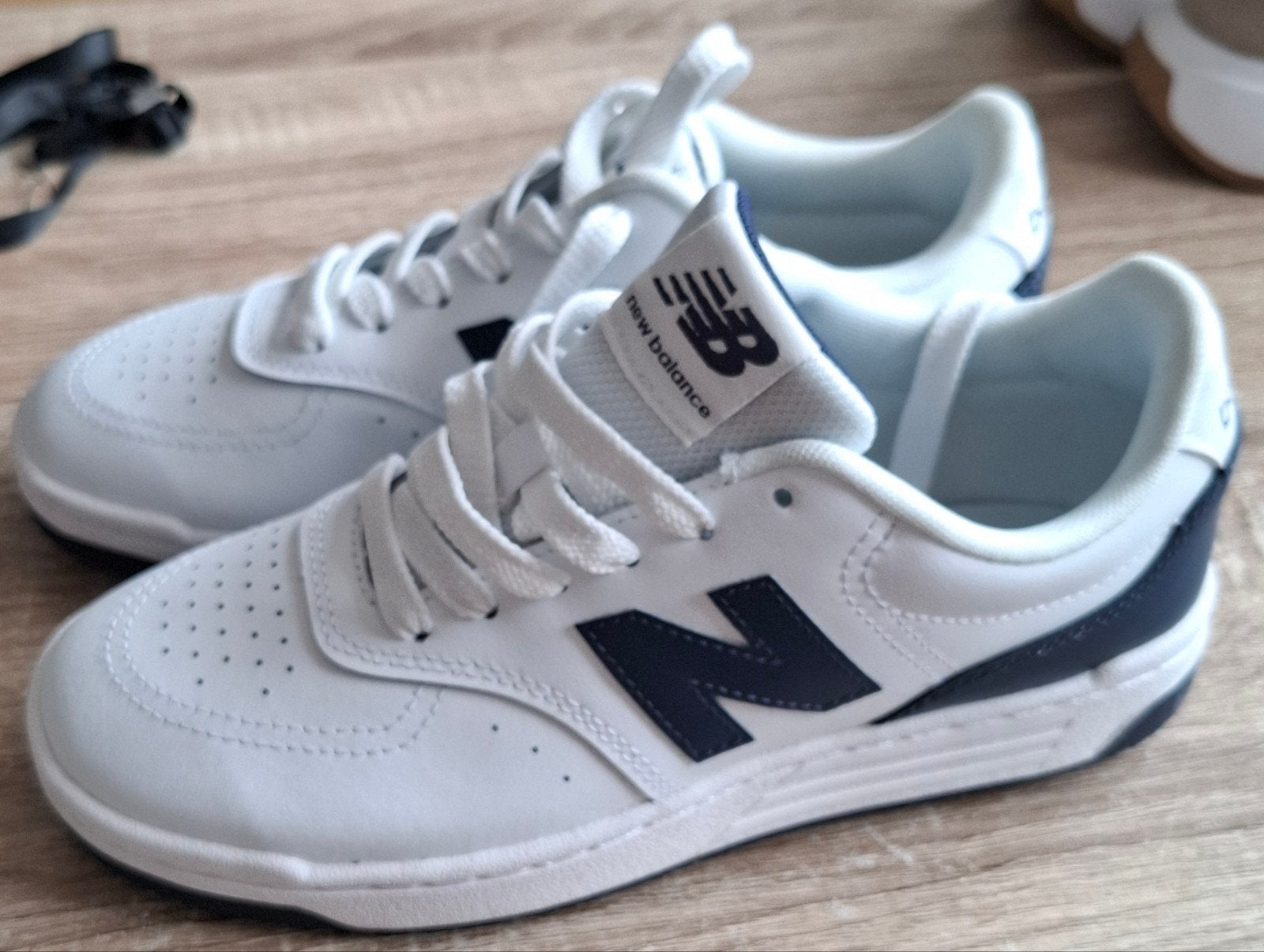 Nieuwe sneakers, Kinderen en Baby's, Kinderkleding | Schoenen en Sokken, Ophalen of Verzenden