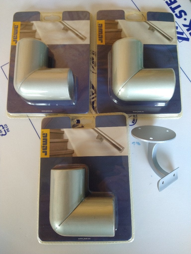 Trapleuning / onderdelen / 3 hoekstukken & 1houder, Doe-het-zelf en Bouw, Ophalen