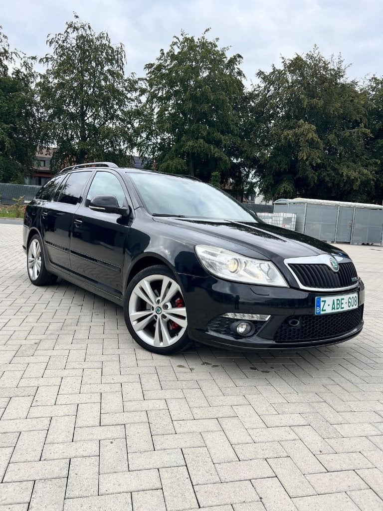 Skoda Octavia vRS, Auto's, Skoda, Zwart, 4 cilinders, 1 kW, Parkeersensor
