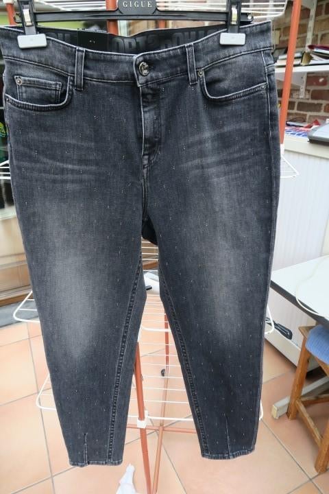 Jeans nieuw zwart strass Marccain mt 4 (mt 40), Zwart, Nieuw, Ophalen of Verzenden, W30 - W32 (confectie 38/40)