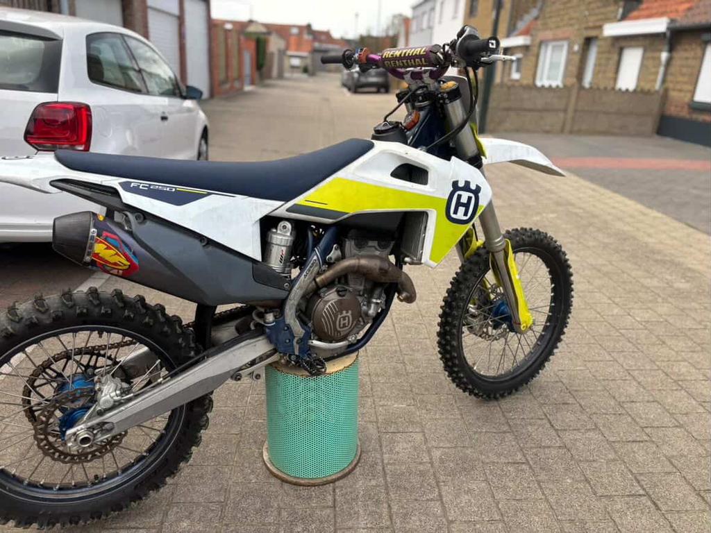Husqvarna FC250 2022 équipé, Moto de cross, Neuf, Particulier
