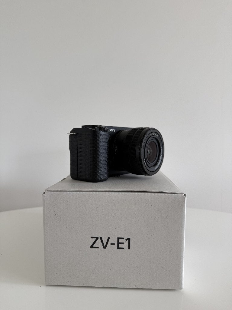 Sony ZV-E1 + Kit Lens 28-60mm + Cage SmallRig + Accessoires, TV, Hi-fi & Vidéo, Photo | Appareils professionnels, Sony, Appareil photo