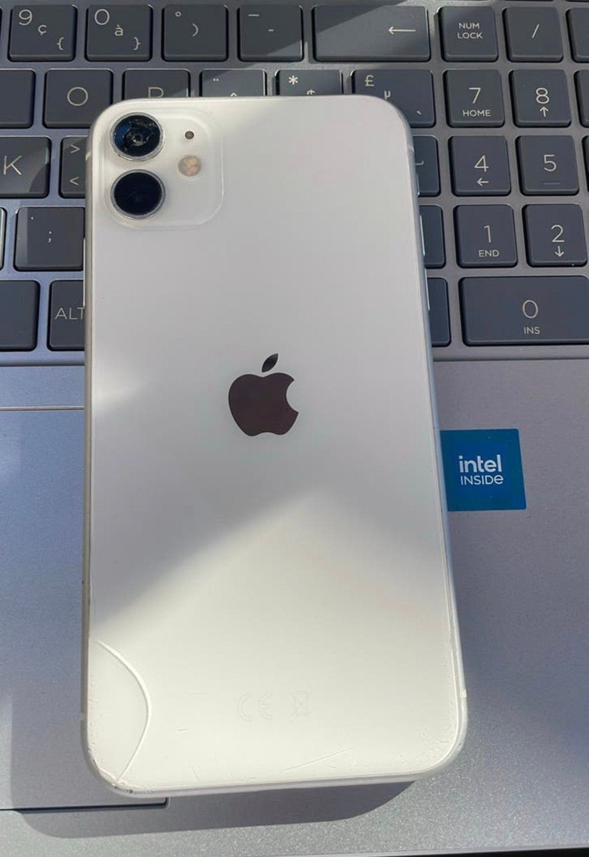 iPhone 11 blanc 128 Go, 128 GB, Enlèvement ou Envoi, Blanc, IPhone 11
